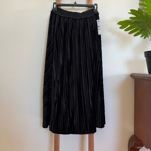 Black Pleated Skirt